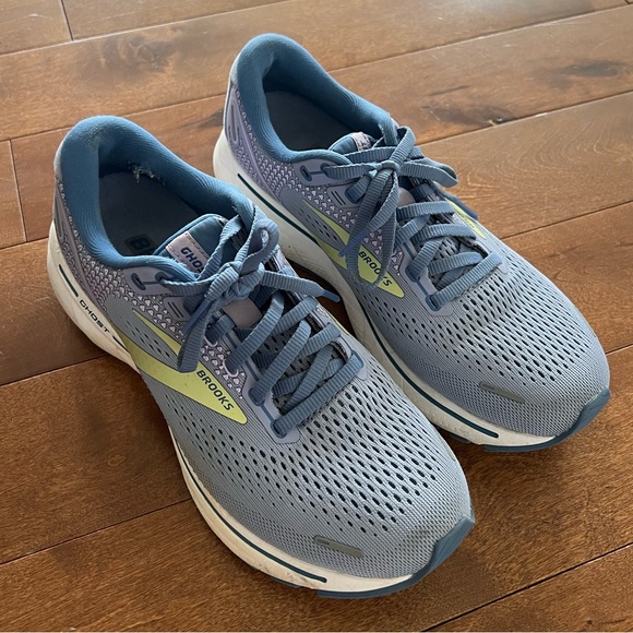 Brooks Shoes Brooks Ghost Size 8 Poshmark